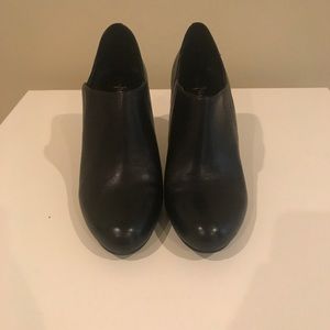 Cole Haan D38585 Cheyanne Bootie II Black Leather